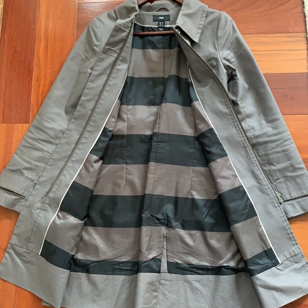 Fall coat - Picture 4 of 10